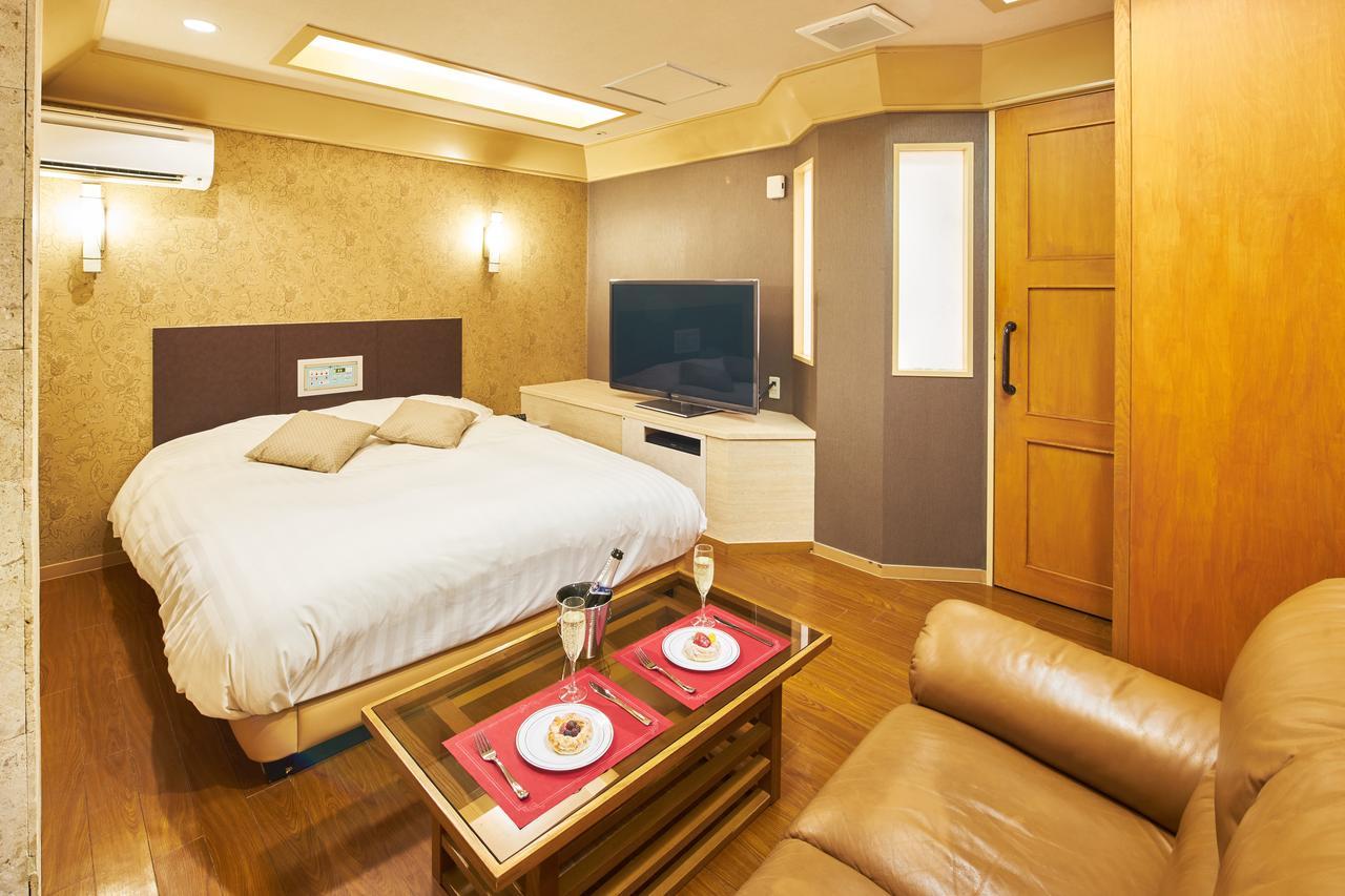 Hotel Aqua Blue Yokosuka (Adults Only) Bagian luar foto