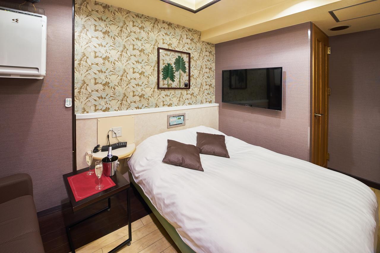 Hotel Aqua Blue Yokosuka (Adults Only) Bagian luar foto