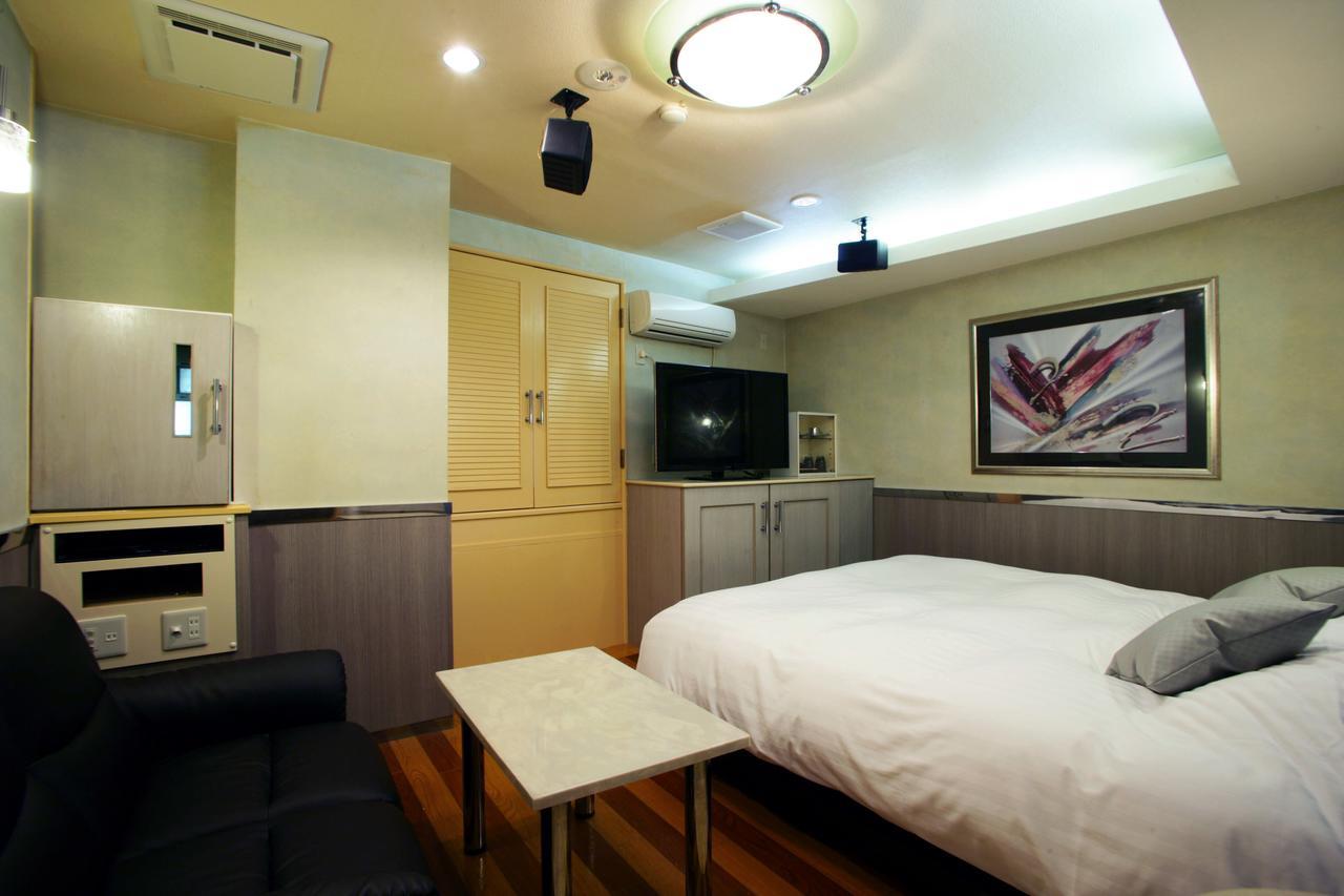 Hotel Aqua Blue Yokosuka (Adults Only) Bagian luar foto
